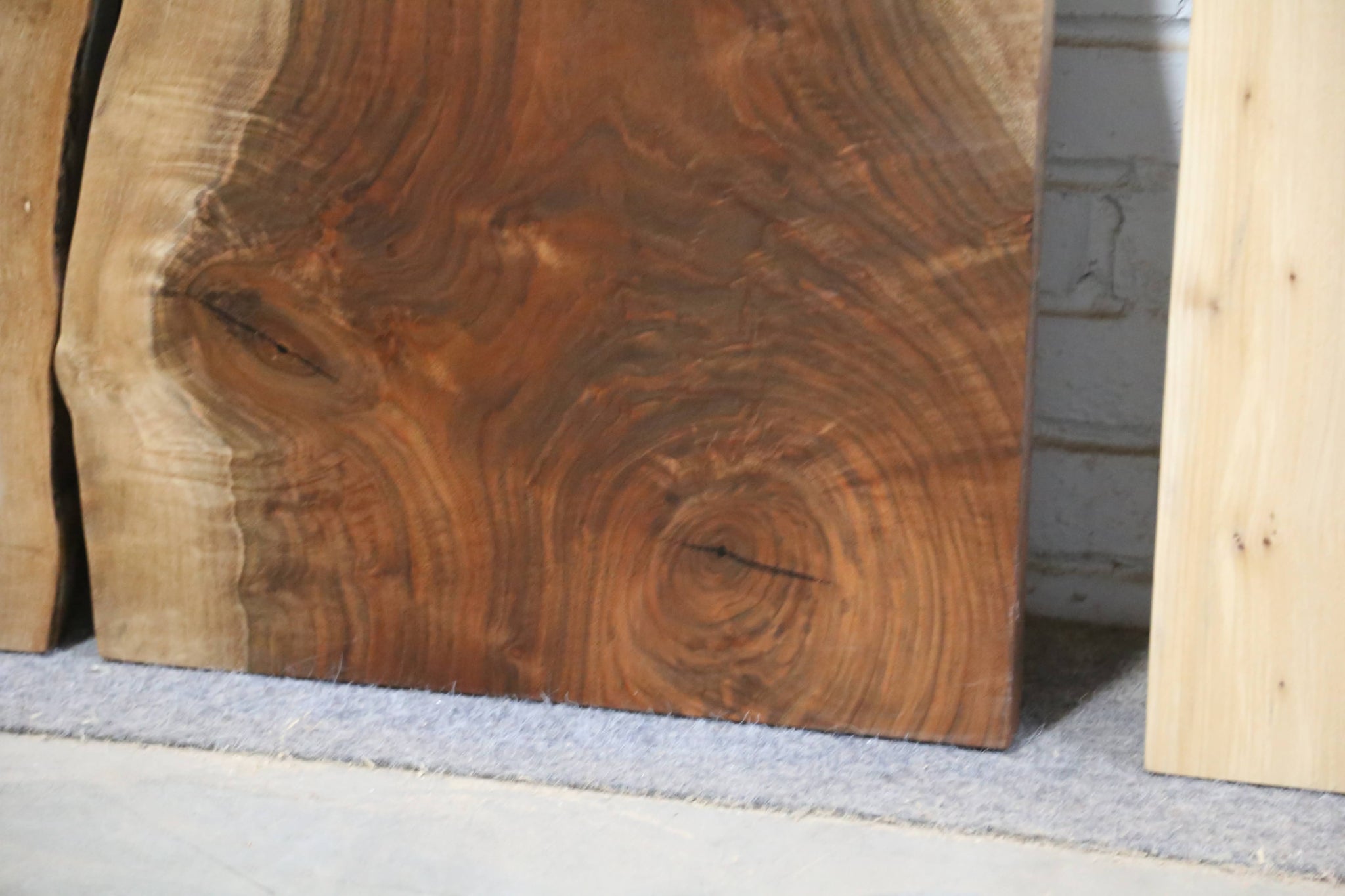 Walnut live-edge table with reveal – UrbanHardwoods